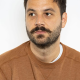 Henry Sir (Don't Tell Comedy) Headlines The Riot Comedy Club