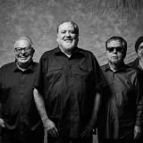 Los Lobos with Opener GA-20