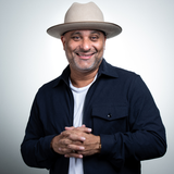 Russell Peters