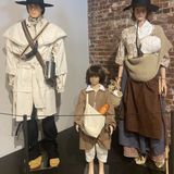 Revolutionary Threads