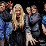 Straight On: Heart Tribute