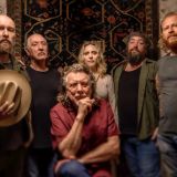 Robert Plant with Saving Grace and Suzi Dian