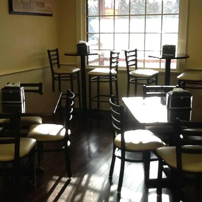 Sub Pub • ★4.1 (110) on OverlookMaps.com