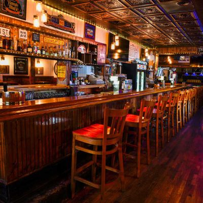 Short's Bar & Grill • ★2.6 (28) on OverlookMaps.com