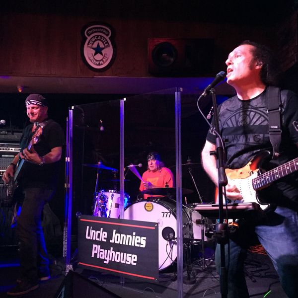 Uncle Jonnies Playhouse