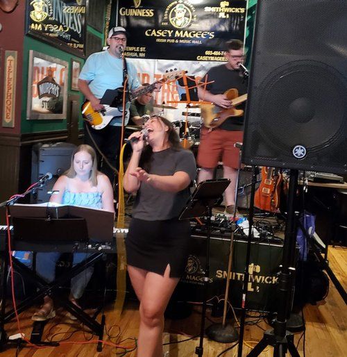 Live Music with Run Up The Tab